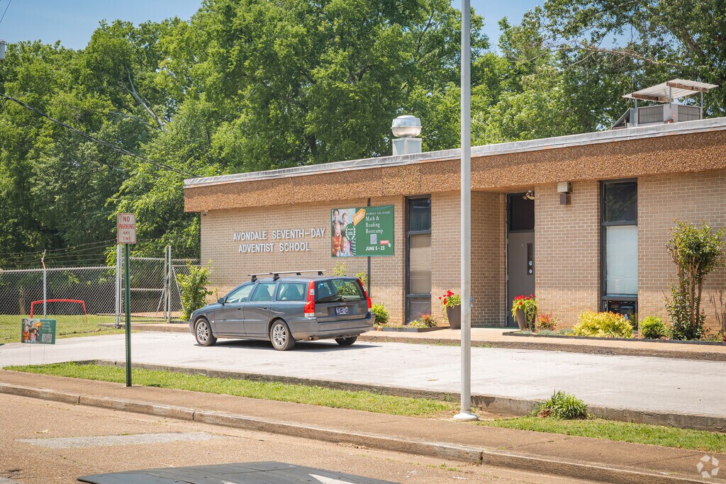 Highland Park residents can send their children to Avondale SDA Adventist School.