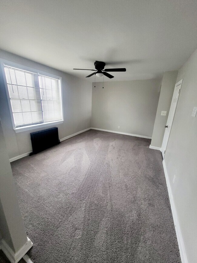 3236 Clark Walk, Camden, NJ 08104 - photo 4