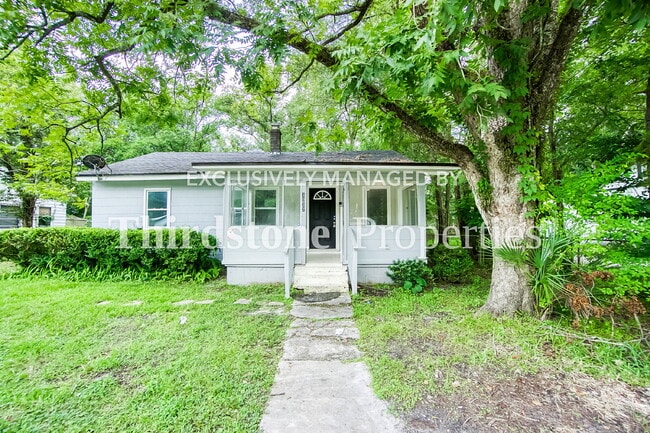 3032 W 5th St, Jacksonville, FL 32254 - photo 2