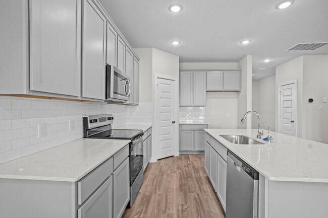 7843 Coffee Mill, San Antonio, TX 78252 - photo 6