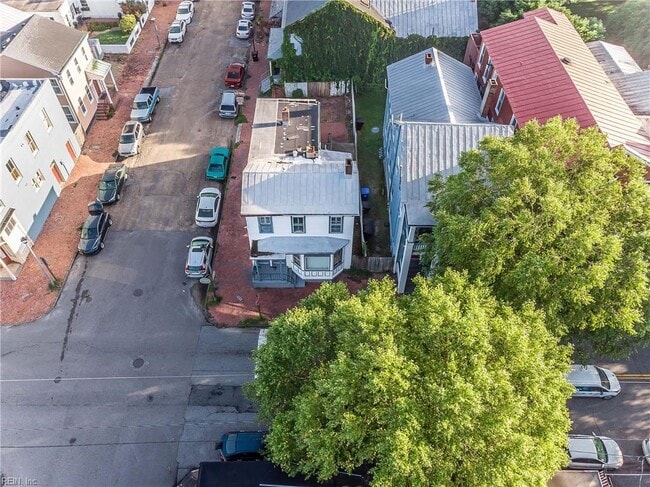 426 London St, Portsmouth, VA 23704 - photo 4