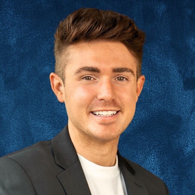 Agent Photo