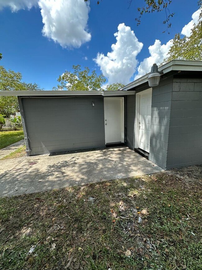 1981 Hardee St, Jacksonville, FL 32209 - photo 7
