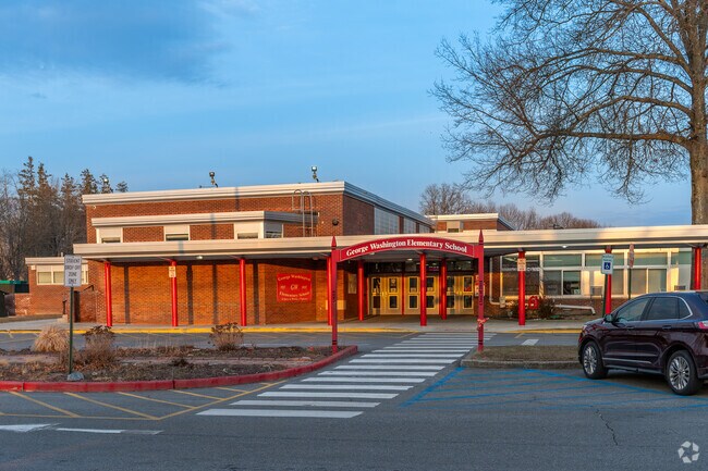 George Washington Elementary School earns an A from Niche.