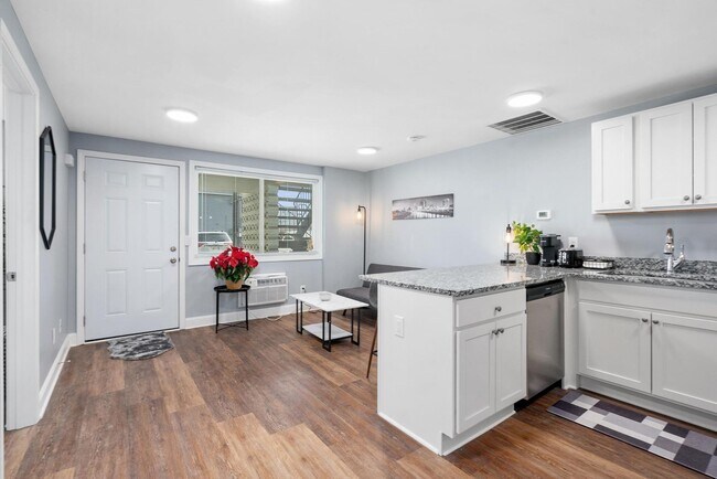 Riverview Apartments Located Near OSU Campus, Columbus, OH 43202 - photo 6