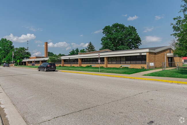 Elwood Haynes Elementary School, Kokomo