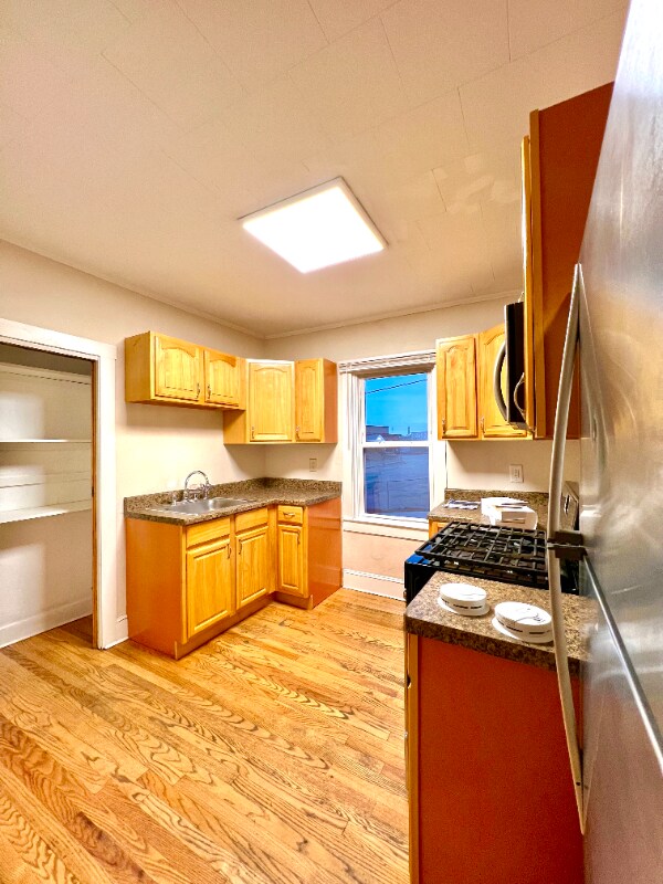 45 Slater St unit 1, Fall River, MA 02720 - photo 2