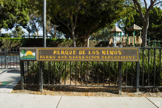 Parque De Lis Niños is a favorite amongst Lower West locals.