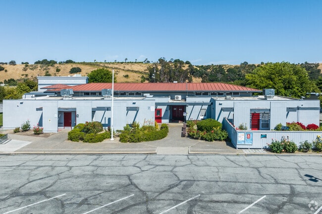 Southside School serves students from Kindergarten to 8th grade in Ridgemark.