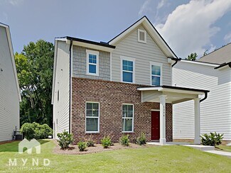 1306 Sweetbriar Cir, East Point, GA 30344