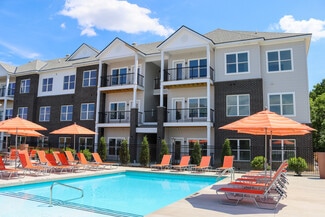 65 Robinwood Ave, Whitehall, OH 43213