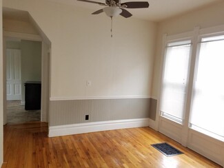 945 Virginia St SE, Grand Rapids, MI 49506