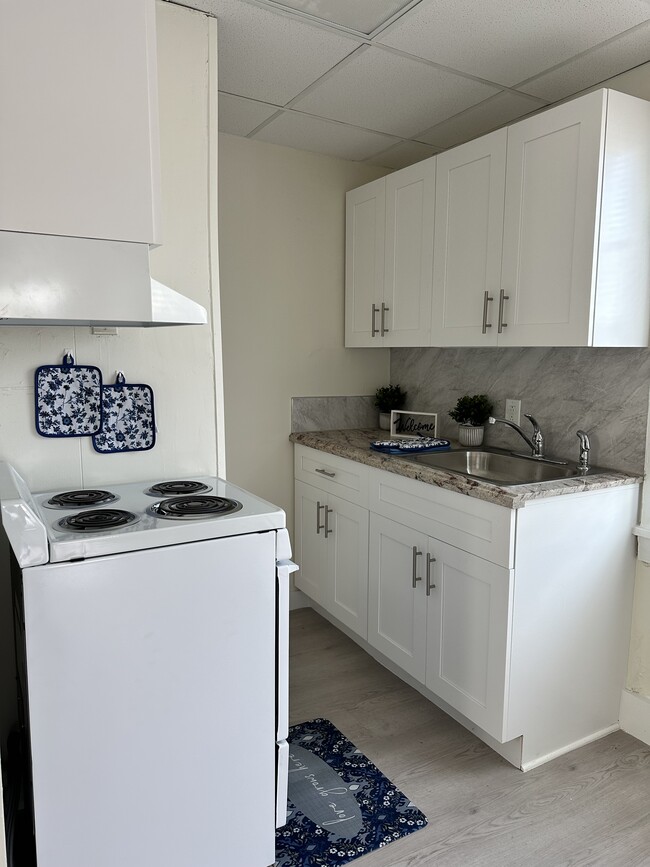 Example of Cottage Kitchen