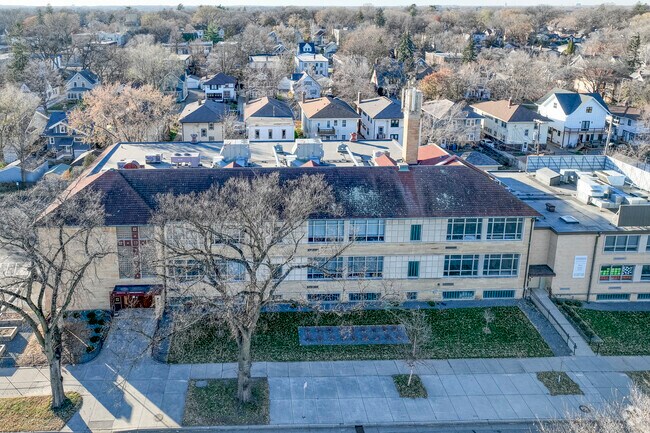 Nurture young global citizens amidst the embrace of Stonebridge World School's community.