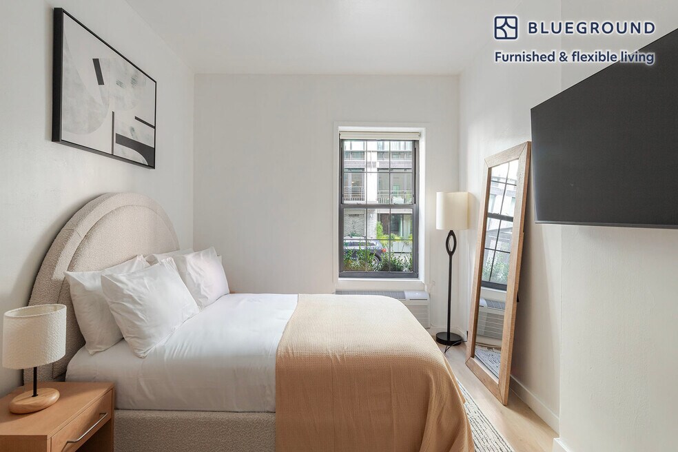 216 E 13th St unit FL1-ID2162, New York, NY 10003 - photo 1