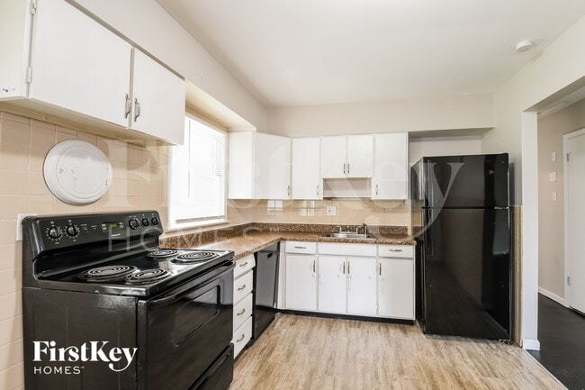 665 Mark Twain Dr, Florissant, MO 63031 - photo 6