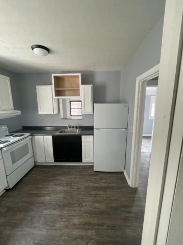 913 N Main St, Findlay, OH 45840