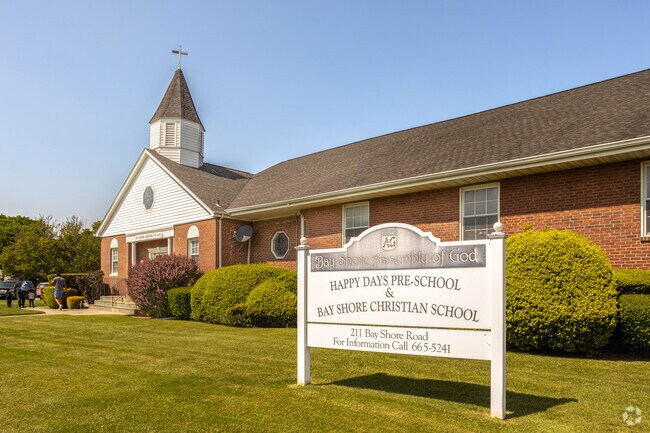 Bay Shore Christian School is a private school for students in grades PreK - Elementary.