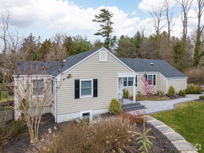 Many homes in Central Islip are renovated to make sure they have all the right amenities.