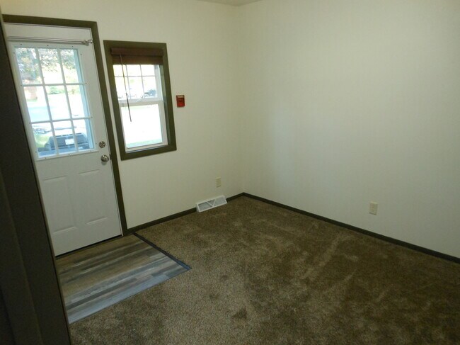 Knowlton Woods Apartments, Waterloo, WI 53594 - photo 5