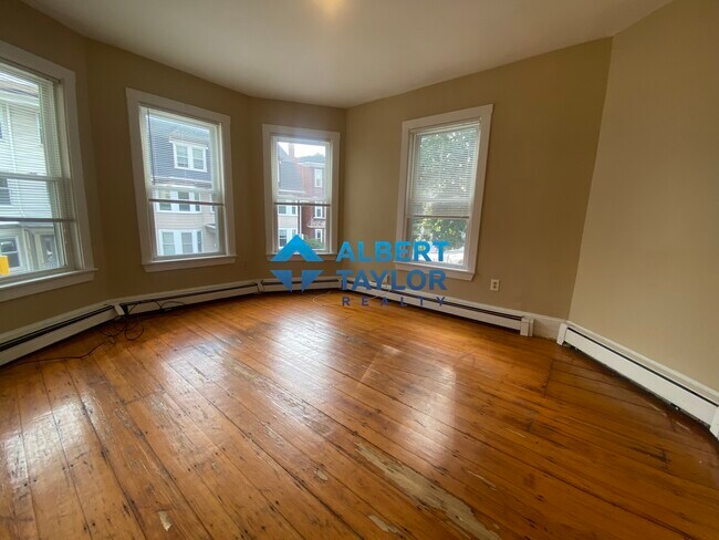 44 Hillside St unit 1, Roxbury Crossing, MA 02120 - photo 5