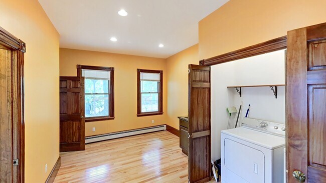 47 Pratt St, Allston, MA 02134 - photo 5
