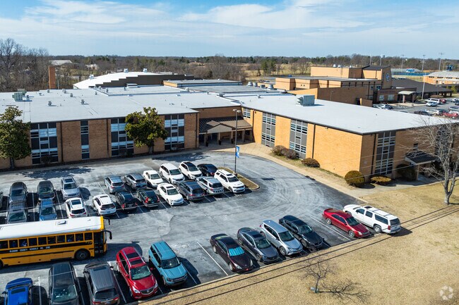 The Arvin Education Center is a district career center with lots of training opportunities.