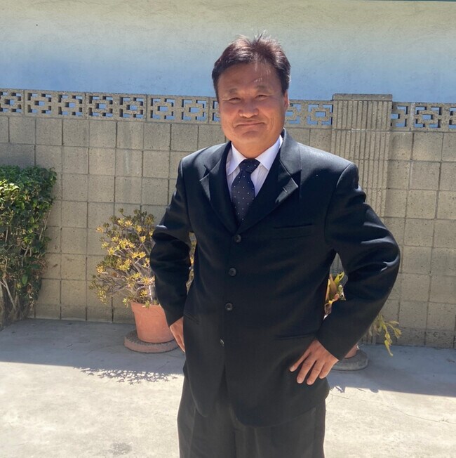 Agent Photo