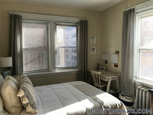 38 Hemenway St unit 24H, Boston, MA 02115 - photo 4