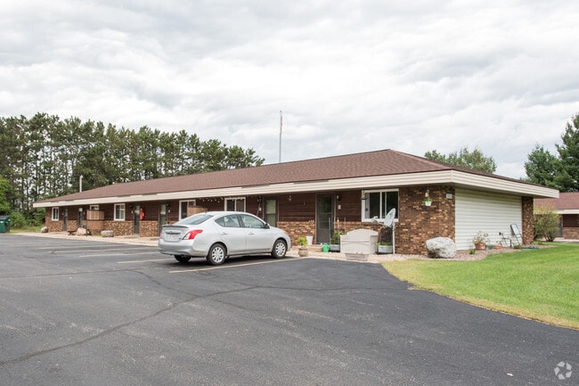 Bush Court, Stevens Point, WI 54481 - photo 2