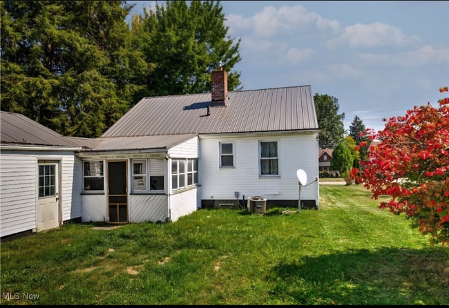 804 S Belle Vista Ave, Youngstown, OH 44509 - photo 2