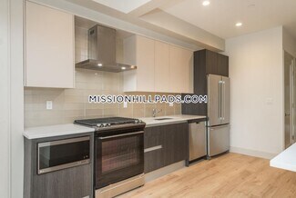 178 St Alphonsus St Unit 1, Boston, MA 02120