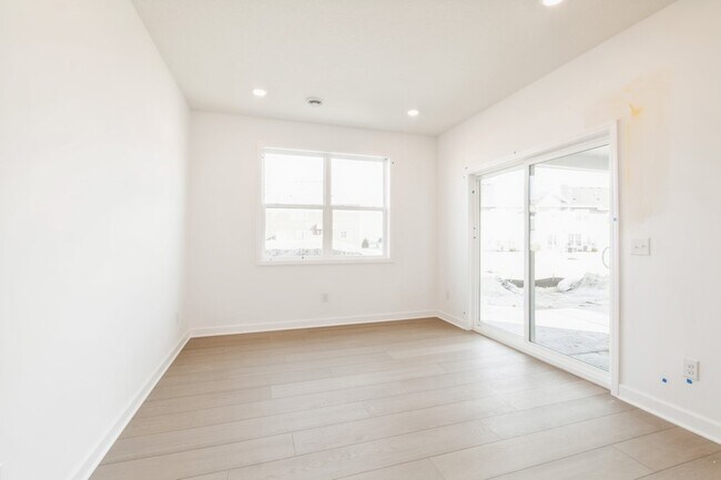 14546 111th Ave N, Osseo, MN 55369 - photo 7