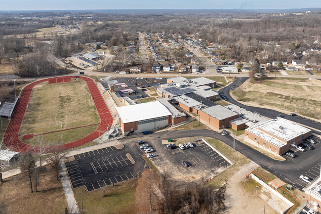 Herculaneum High School in Herculaneum, MO cater to individual learning styles.