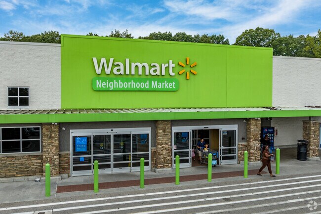 Head to Walmart Neighborhood Market in Idlewild Farms for all your grocery needs.