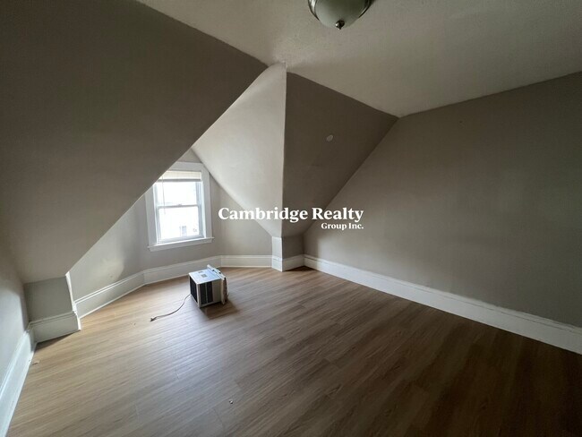 17 Hudson St unit 2, Somerville, MA 02143 - photo 2