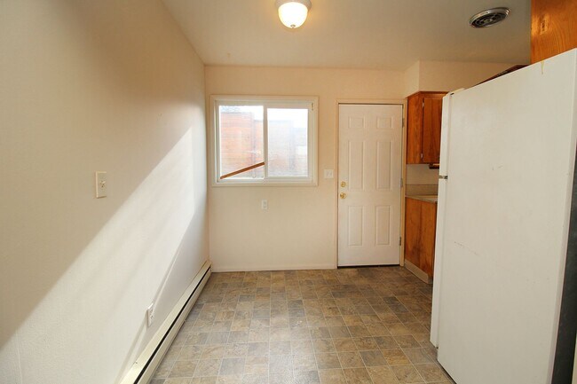 1630-1632-1632 Ne 81st Ave unit 1630, Portland, OR 97213 - photo 6