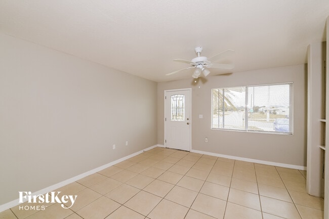 3631 Harbor Blvd, Port Charlotte, FL 33952 - photo 3