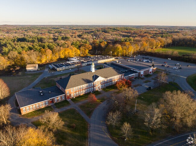 Tucked away in the Westford neighborhood resides the Abbot Elementary School .