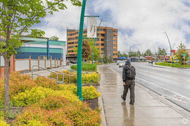 North Star neighborhood mixes convenient access to the city's amenities with suburban life.