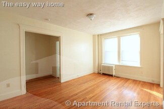 172 Maple St Unit 203, Malden, MA 02148