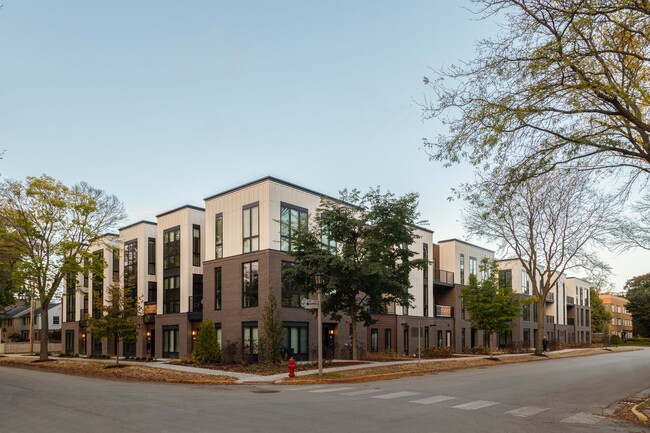 The Marguerite, Whitefish Bay, WI 53217 - photo 2