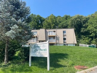 109 Dewers St, Aurora, IN 47001