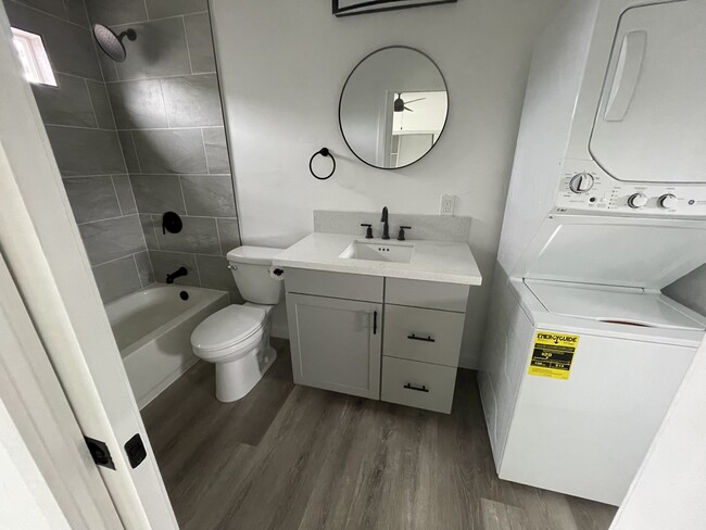 1077 Connecticut St unit 2, Imperial Beach, CA 91932 - photo 4