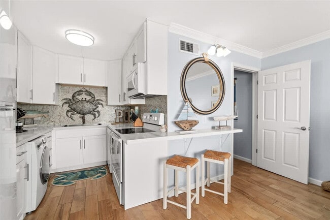 The Summit Beach Resort Condominium unit FL5-ID1355029P, Panama City Beach, FL 32408 - photo 3