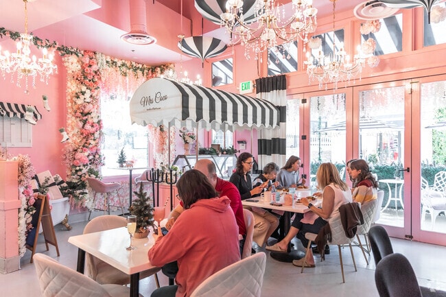 Mrs. Coco is an upbeat, unique place to enjoy a coffee and food in Lake Las Vegas.