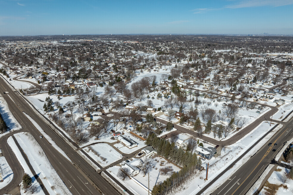 NH_Diamond Path_560037_P2_V2_CL_031825