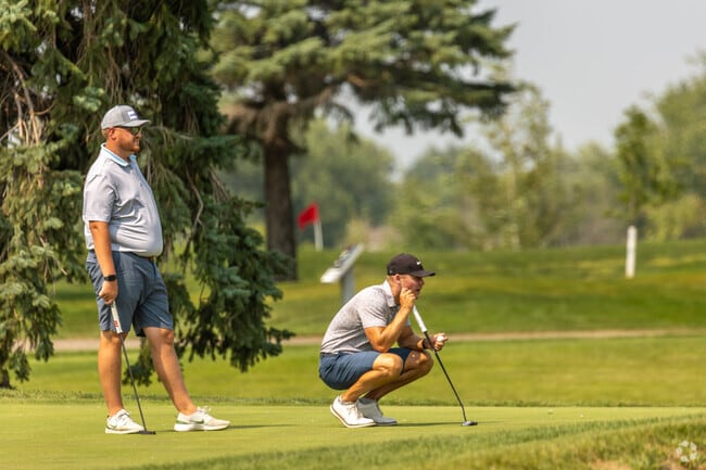 Rose Creek Golf Course in Fargo,  is an 18-hole public course designed by Richard Phelps.