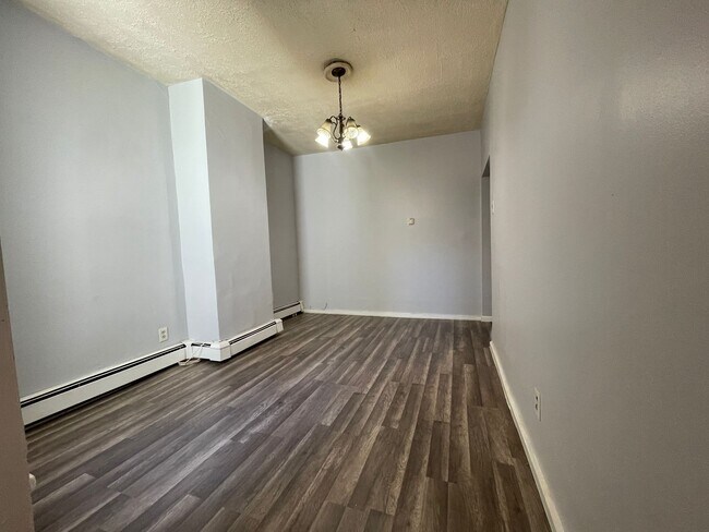 116 Linden Ave unit 2, Jersey City, NJ 07305 - photo 4