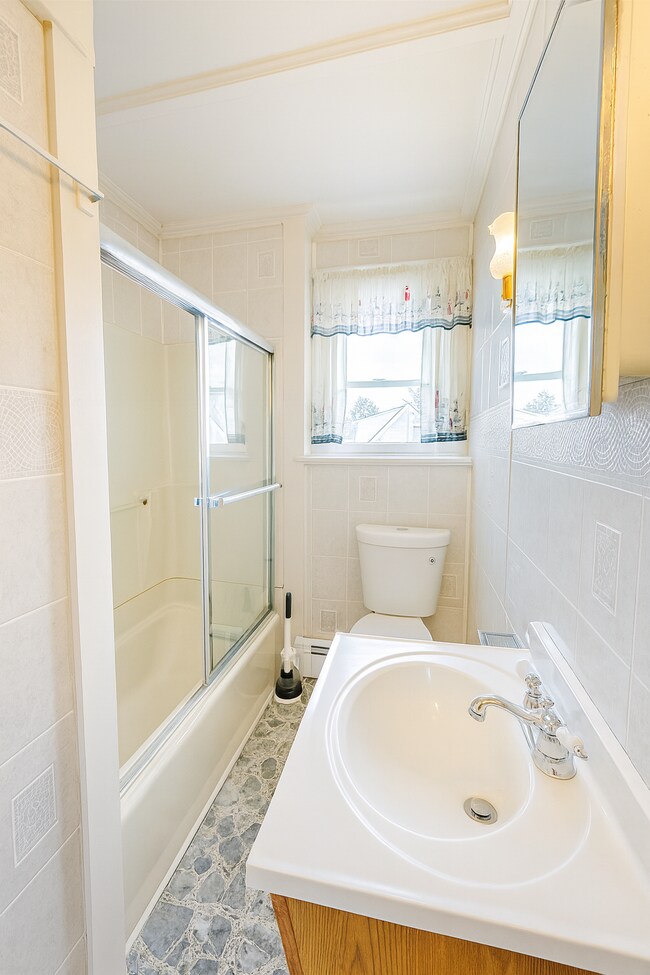 194 Water St unit 1, Waterville, ME 04901 - photo 6